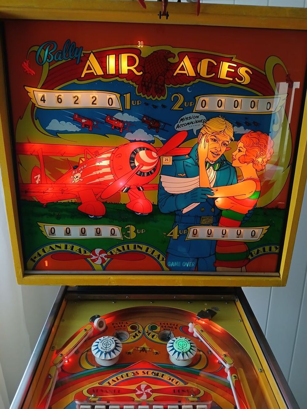Flipper bally &eacute;lectrom&eacute;canique a rouleaux pr&ecirc;t &agrave; jouer Consoles et jeux vidéos