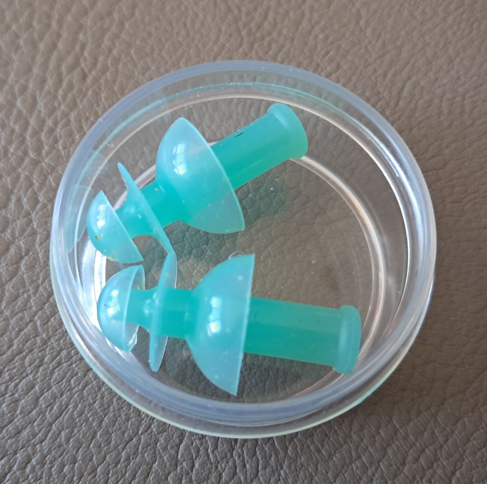Bouchons d'Oreilles Quies Aquaplug
bouchons neufs Sports