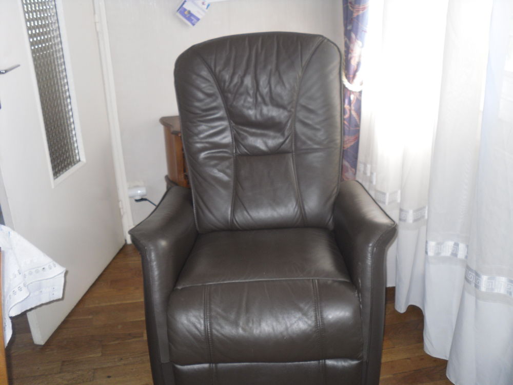 Fauteuil &eacute;lectrique Meubles
