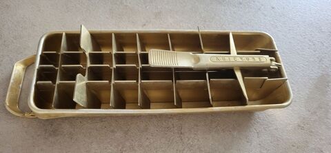 BAC A GLACONS QUICKCUBE MARQUE FRIGIDAIRE ANNEES 50/60 (185) 6.5 Vaux-sur-Mer (17)