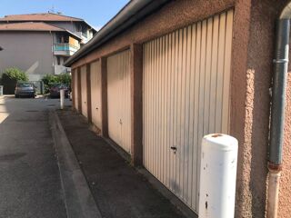  Parking / Garage � vendre 15 m� Le pont-de-claix