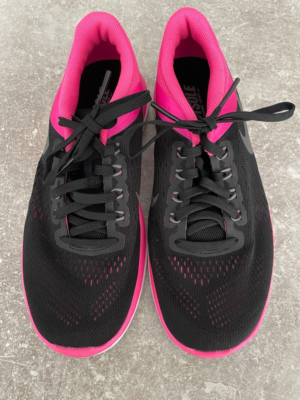 Basket NIKE Chaussures