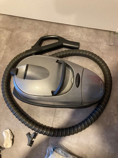Aspirateur 15 Malakoff (92)