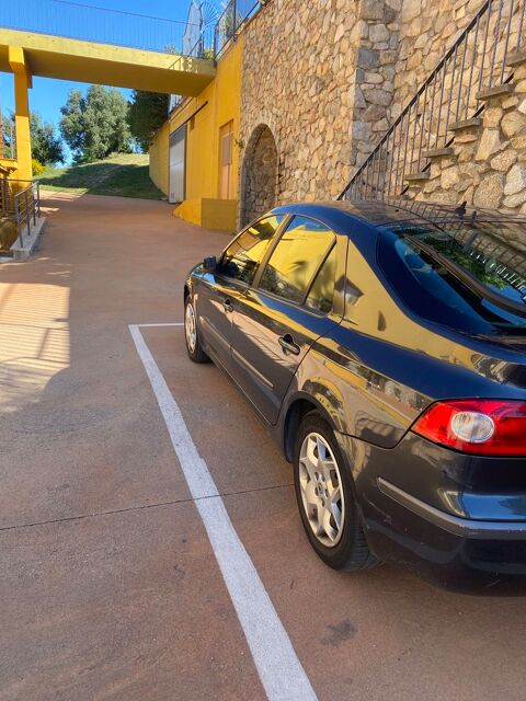 Renault Laguna II Laguna 1.6 16V Confort Carminat 2005 occasion Aix-en-Provence 13090