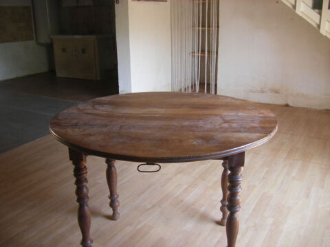 table ronde 50 La Chapelle-des-Pots (17)