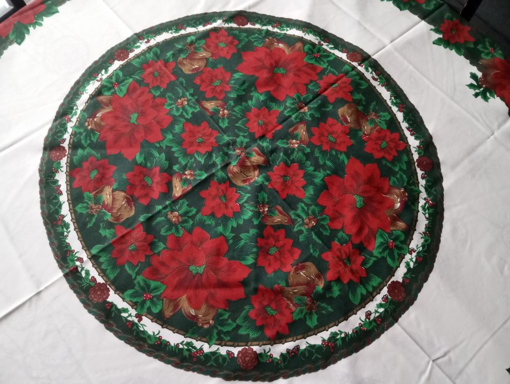 Nappe ronde fleurie Décoration