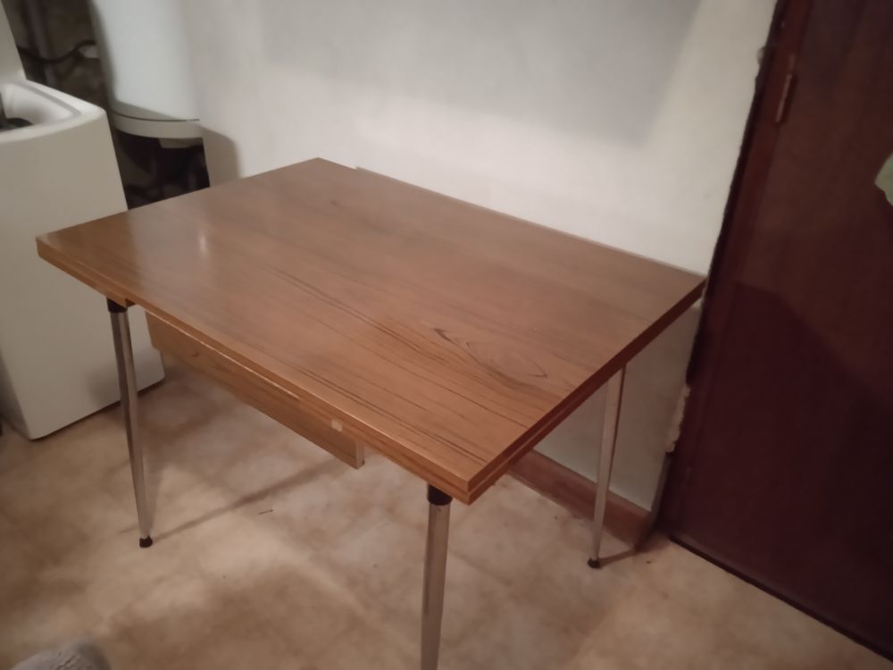 Table formica marron Meubles