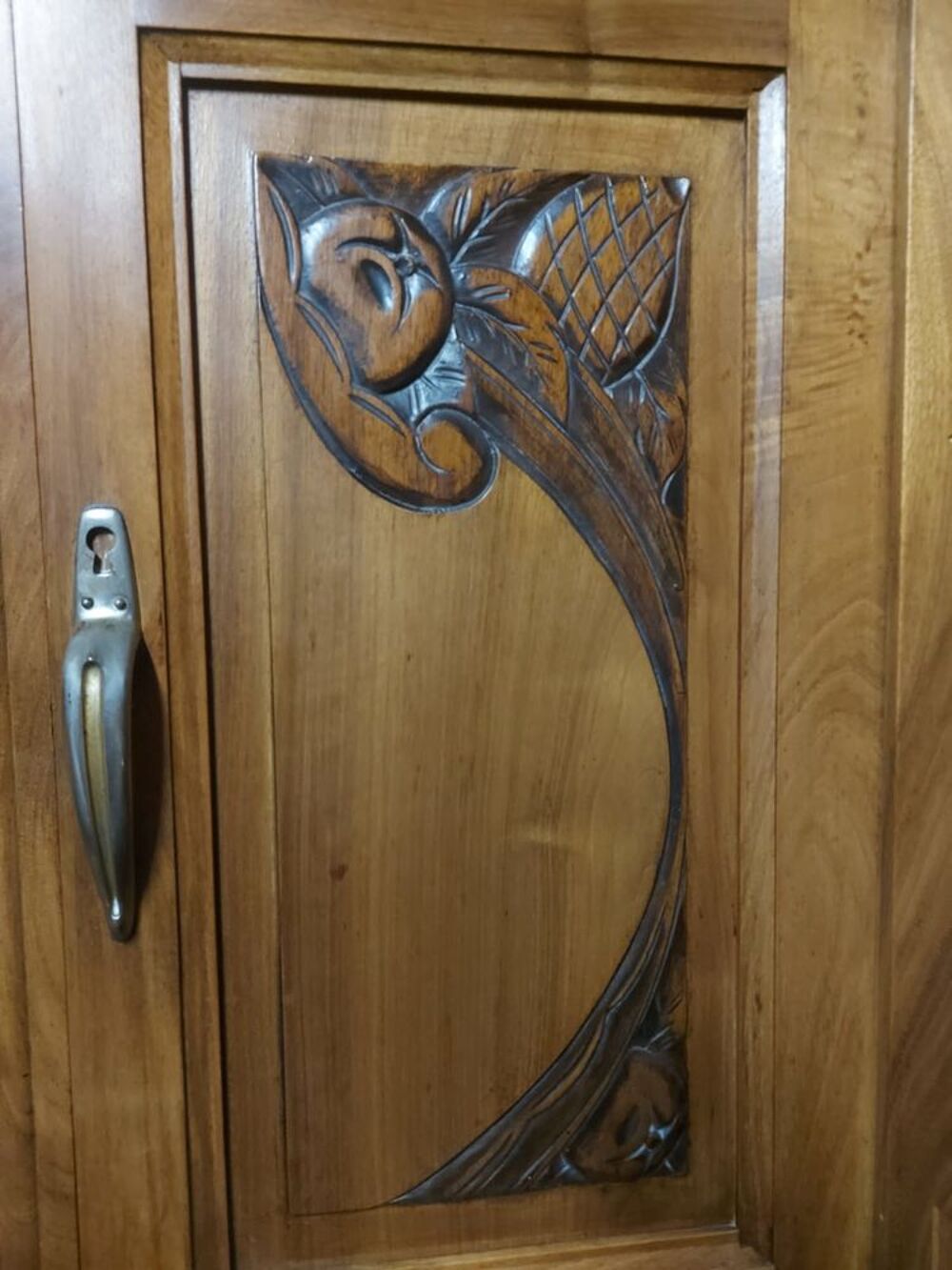Buffet en noyer ann&eacute;es 60 Meubles