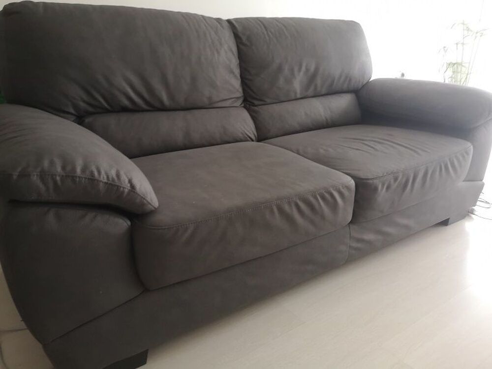 Canap&eacute; 3 places gris anthracite comme neuf Meubles