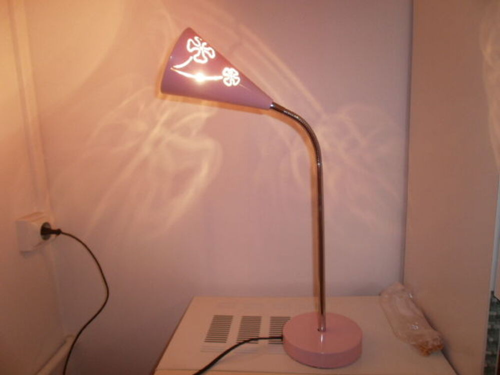lampe de chevet neuve Electroménager