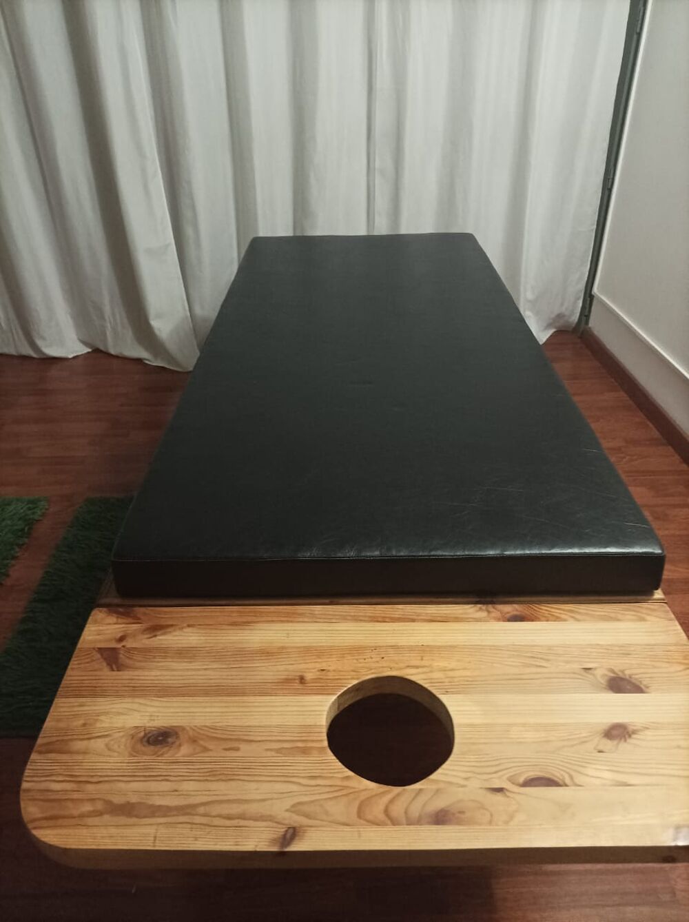 table de massage sur mesure Meubles