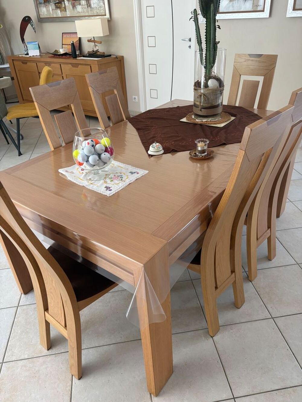 Table de salle &agrave; manger et 6 chaises Cuisine