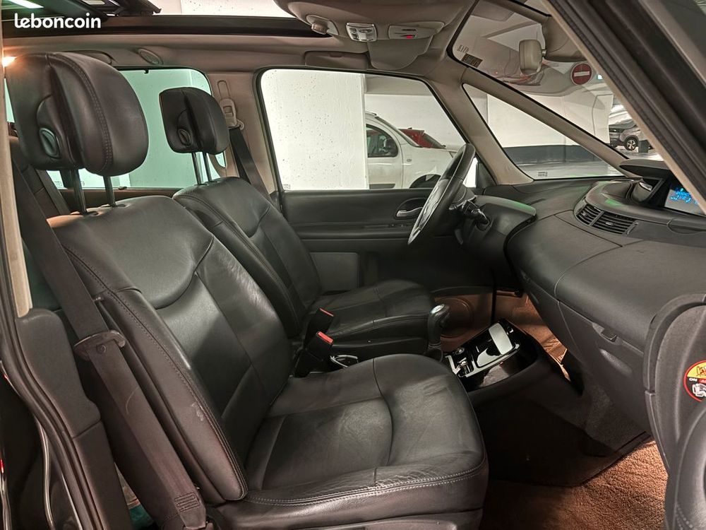 Espace 2.0 dCi 150 FAP 25 th (11 CV) 2011 occasion 92500 Rueil-Malmaison