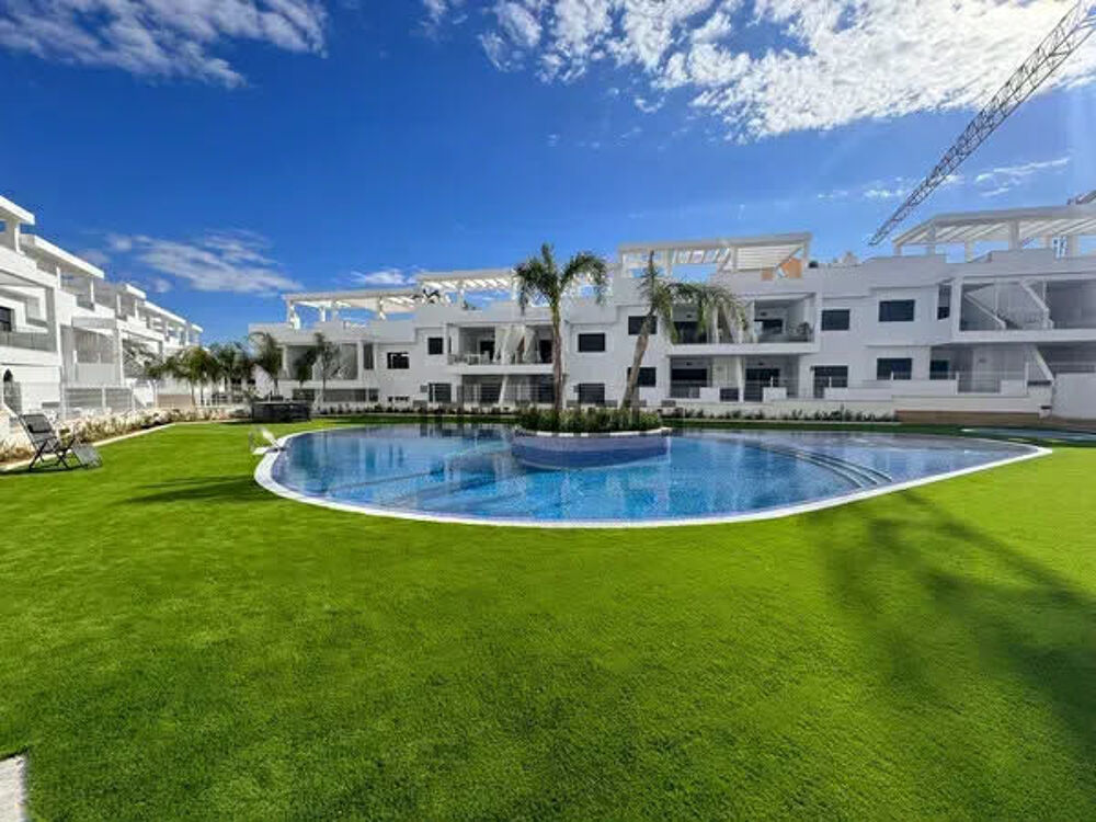   EN ESPAGNE APPARTEMENT HAUT STANDING POUR 4/6 PERSONNES  Espagne, 08186