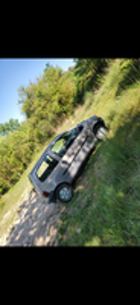 Twingo 1,2l essence ELITE 1997 occasion 83170 Tourves