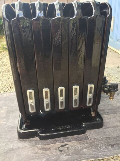 Radiateur  �chapp�e�  n* 2735 150 Bagn�res-de-Bigorre (65)