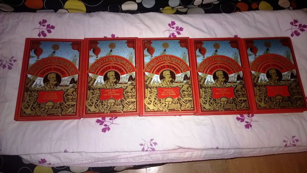 lot Livres de Jules Verne
Livres et BD