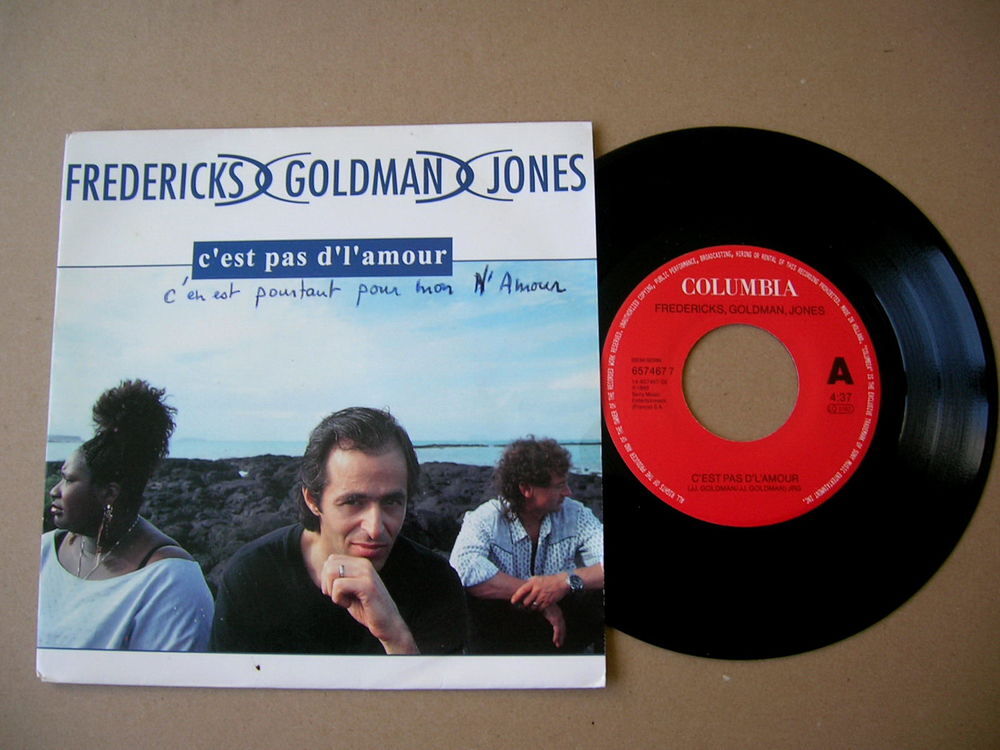 45 tours FREDERICKS GOLDMAN JONES C'est pas d'l'amour CD et vinyles