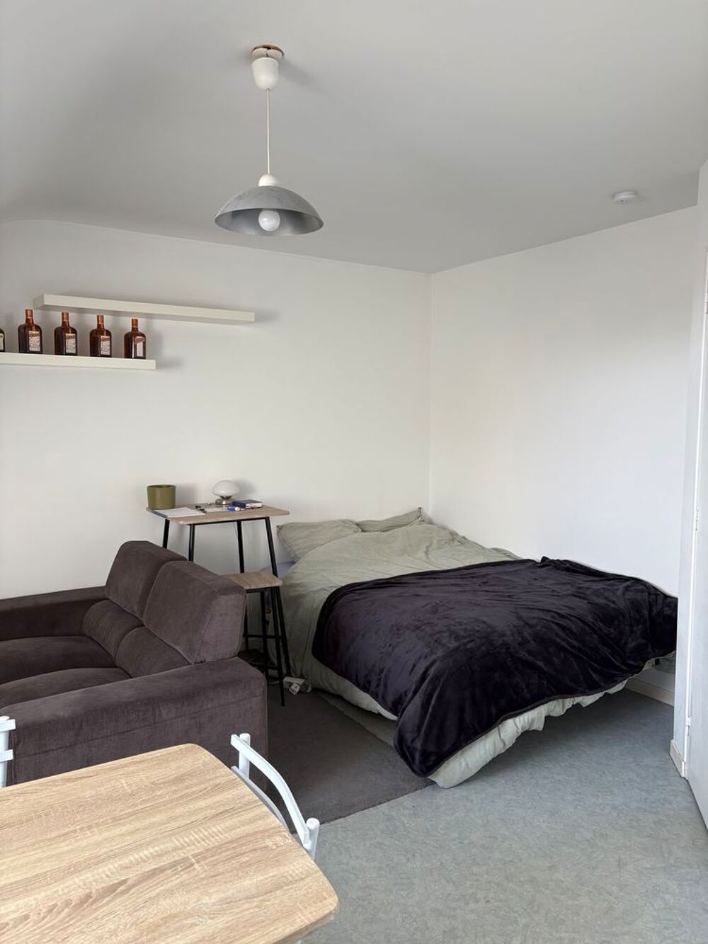 Location Appartement Angers st serge studio meublé 200m fac de droit Angers