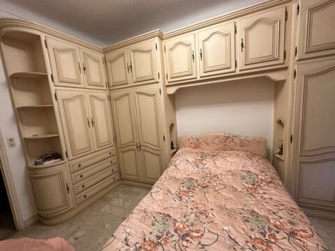 Chambre � coucher. Meuble  pont  Style Louis XV 800 Beausoleil (06)