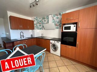  Appartement à louer 4 pièces 86 m²