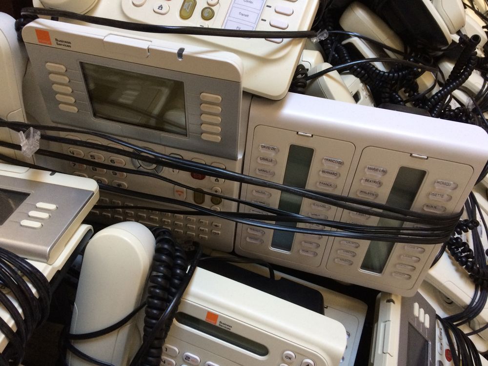 vend lot de t&eacute;l&eacute;phones environ une quarantaine Téléphones et tablettes