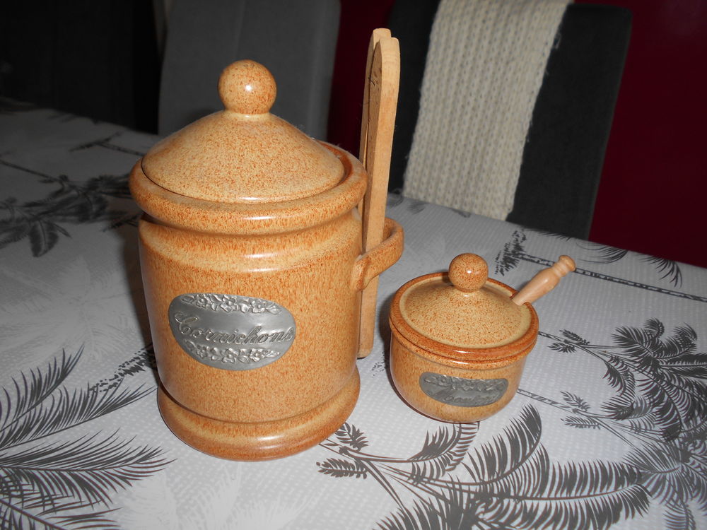 pot &agrave; cornichons et moutardier en gr&egrave;s et &eacute;tain v&eacute;ritable Cuisine