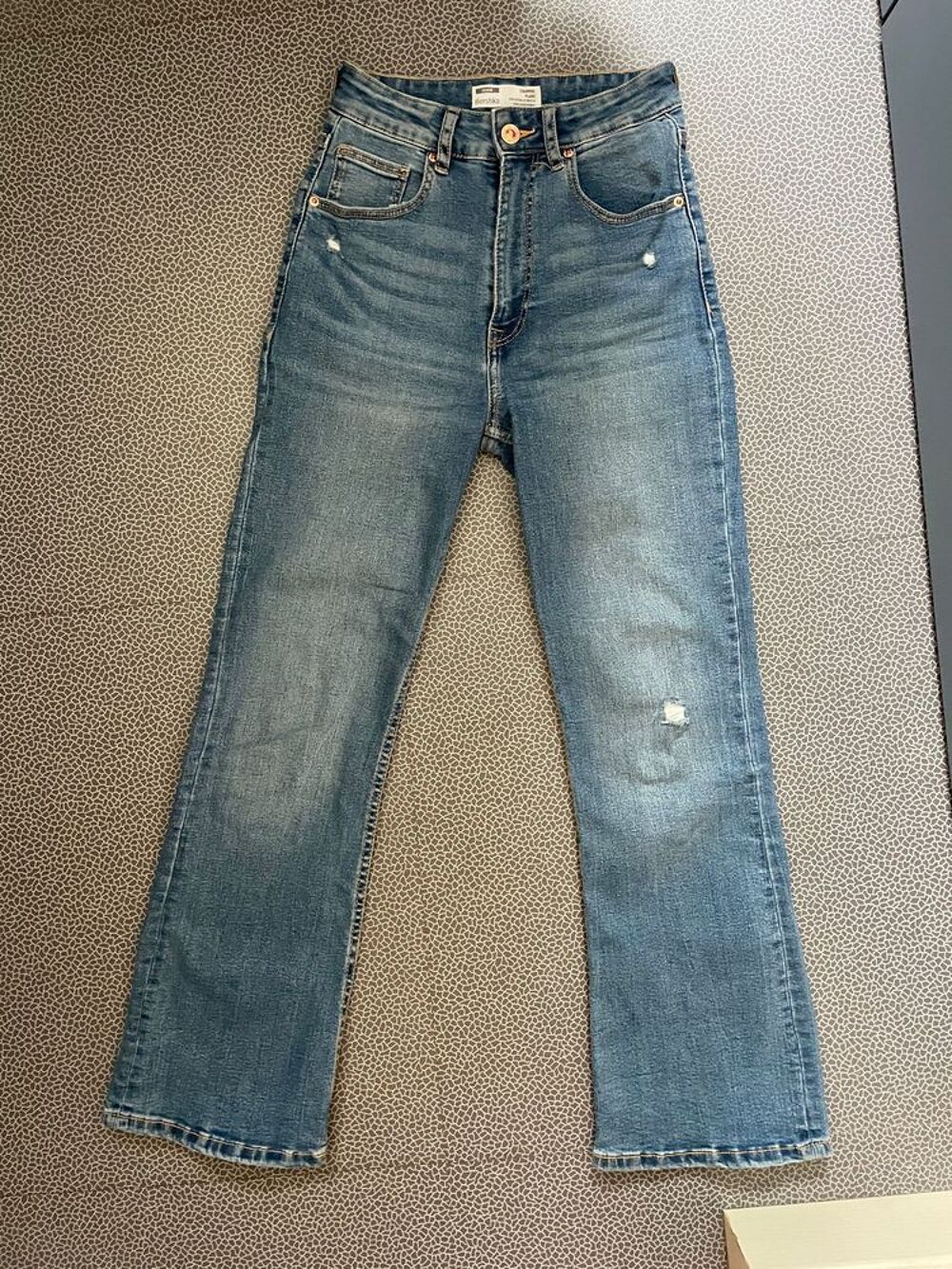 Pantalon jean flare taille 34 Vtements
