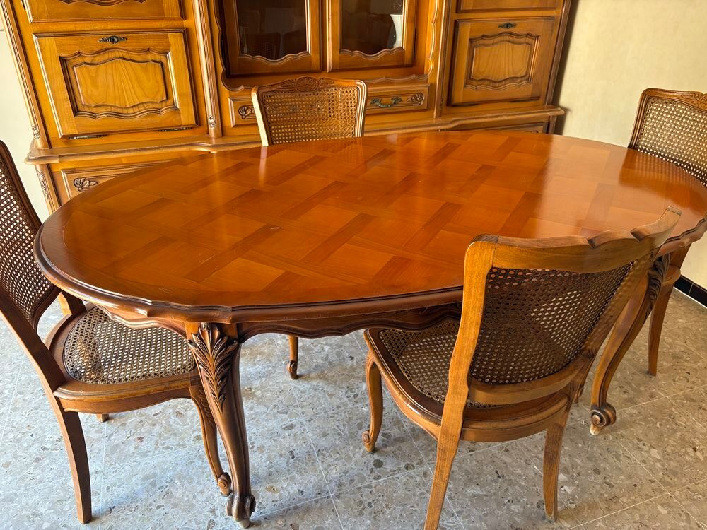 Table et chaise merisier style r&eacute;gence Meubles