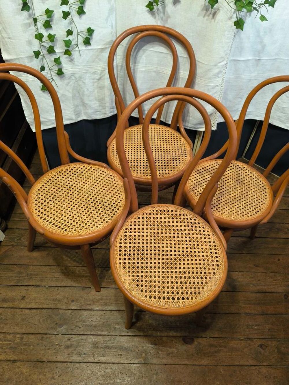 vide maison et magasin d'antiquit&eacute;s brocante Meubles