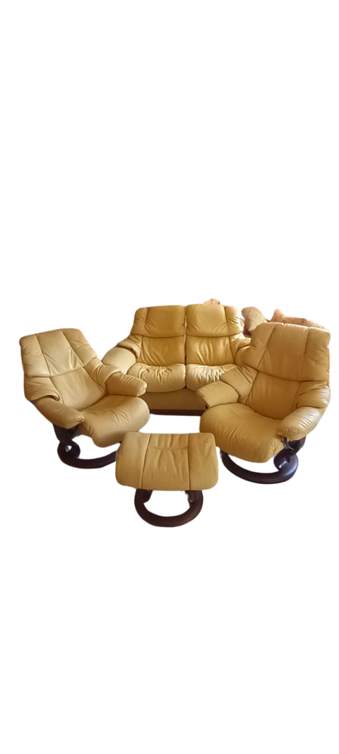 Salon en cuir et bois merisier en excellent �tat. 450 Marly (57)