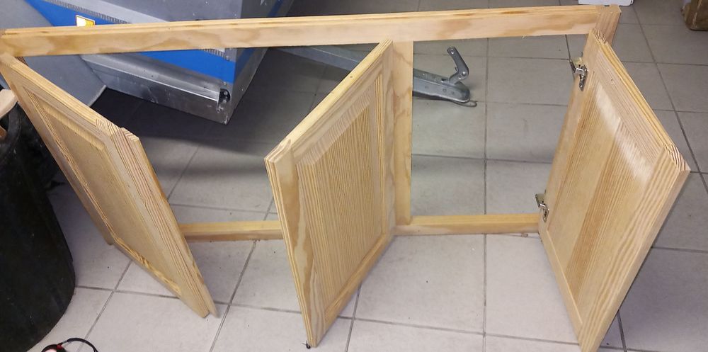 Fa&ccedil;ade de porte en pin massif Bricolage