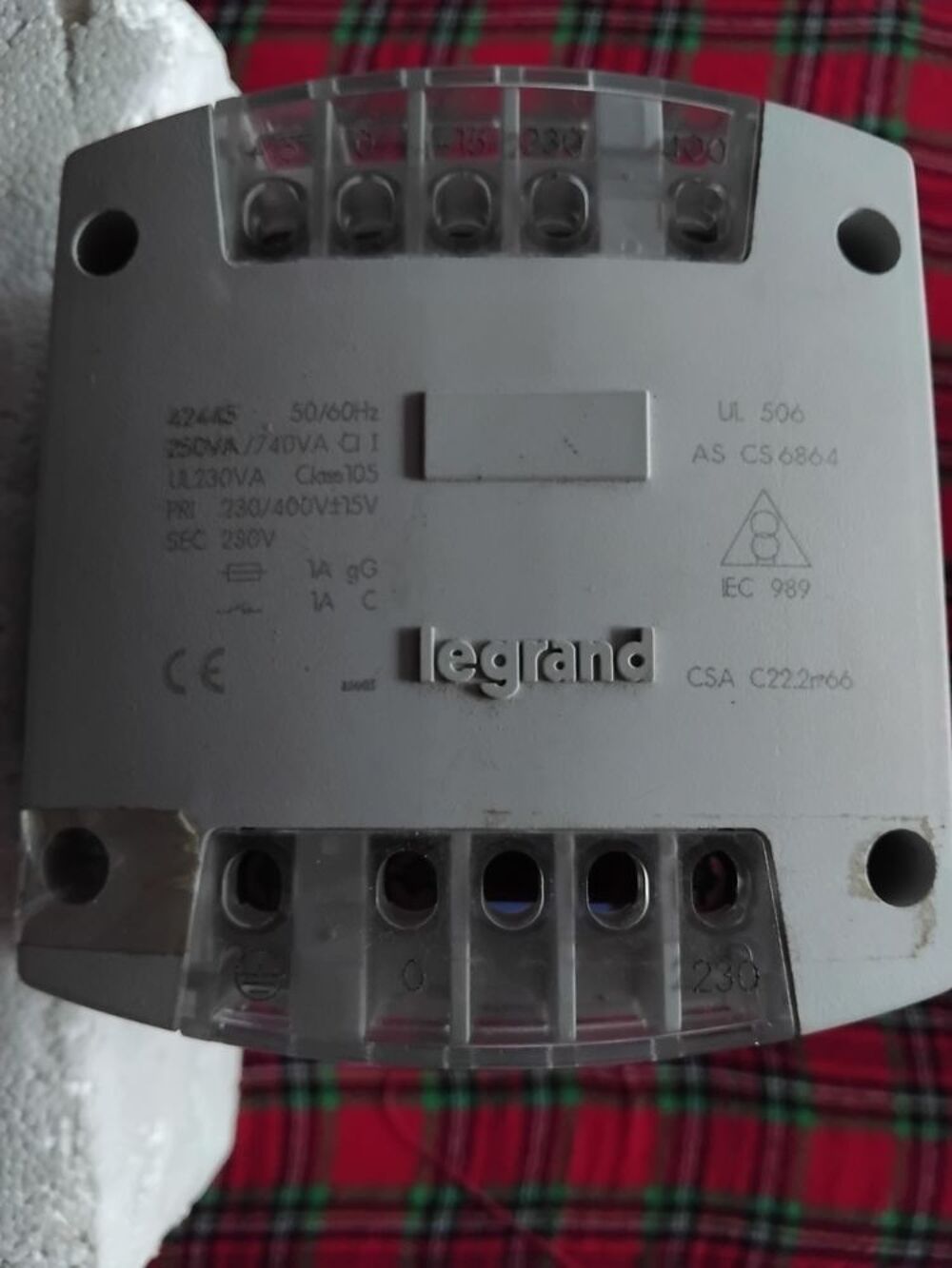 Boitier pour d&eacute;tecteur cr&eacute;pusculaire Bricolage