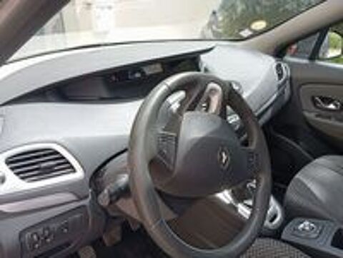Grand Sc&eacute;nic III dCi 110 FAP eco2 Expression Euro 5 7 pl 2011 2011 occasion 08300 Avan&ccedil;on