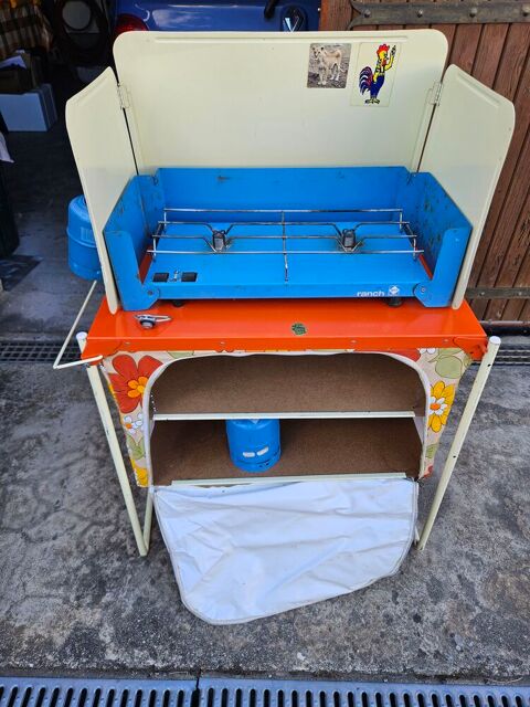 CUISINE DE CAMPING RETRO Curgy (71)