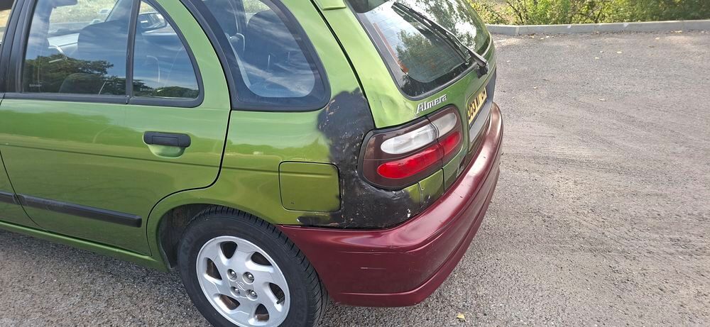 Almera 1.6i SR 1998 occasion 84400 Apt