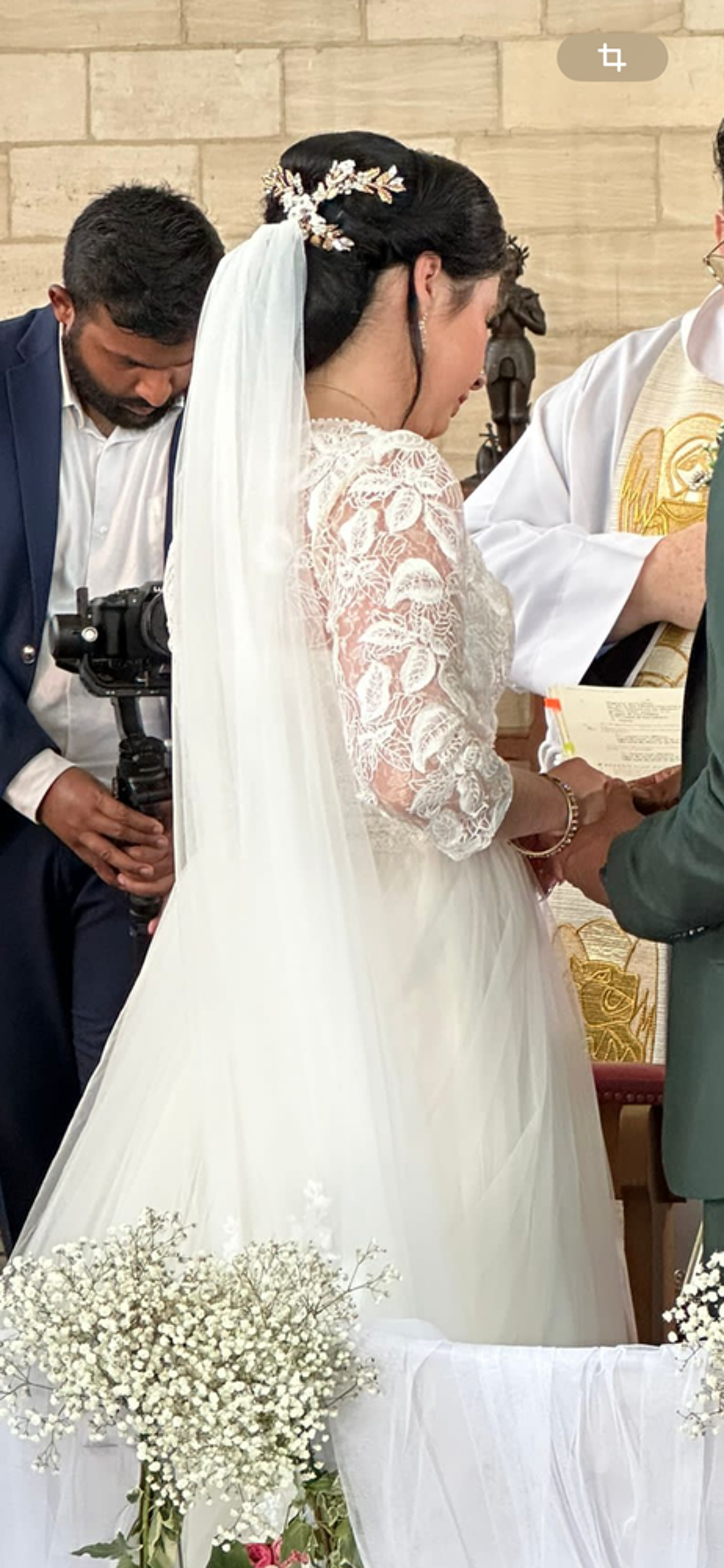 Robe de mari&eacute;e &eacute;l&eacute;gante ? Vêtements