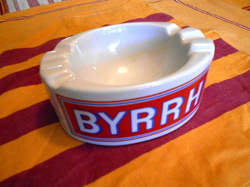 Cendriers Byrrh Vintage 