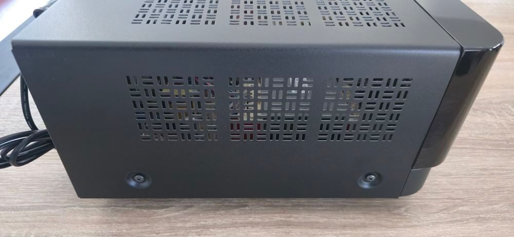 Ampli Home Cinema Yamaha RX-V4A avec 5 enceintes Cabasse Eol Audio et hifi