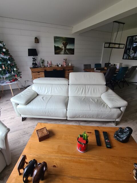 Canape cuir 950 Claye-Souilly (77)