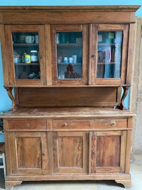Trs beau meuble 3 portes en haut et bas et 3 tiroirs milieu 100 Soissons (02)