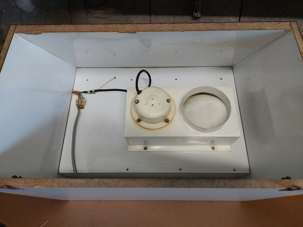 HOTTE ASPIRANTE RUSTIQUE Electroménager