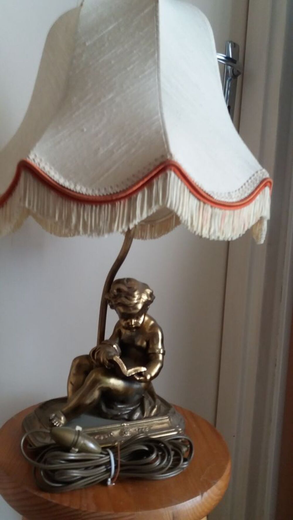 Lampe de bureau avec personnage Dcoration