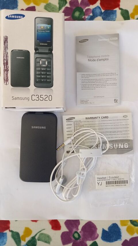 Téléphone voix Samsung C3520 à clapet avec chargeur
20 Montbazens (12)