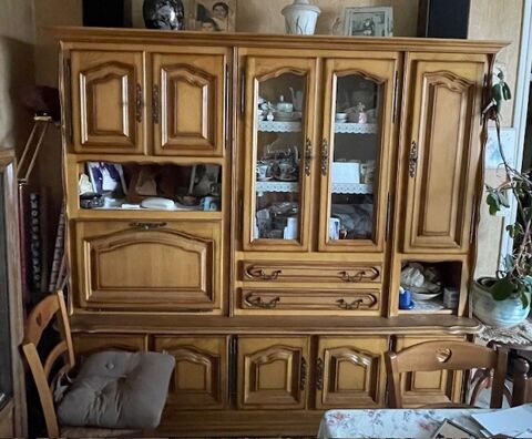 Buffet en bois vitrines et rangements 250 Rosny-sous-Bois (93)