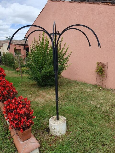 SUSPENSION EN FER
65 Lavaur (81)