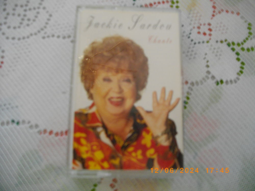 Cassette audio de "JACKIE SARDOU CHANTE" Audio et hifi