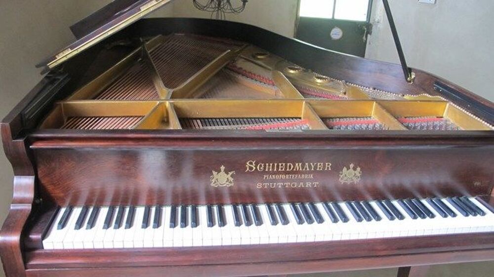 Piano demi-queue Schiedmayer &amp; Soehne acajou 211 cm de 1897 Instruments de musique