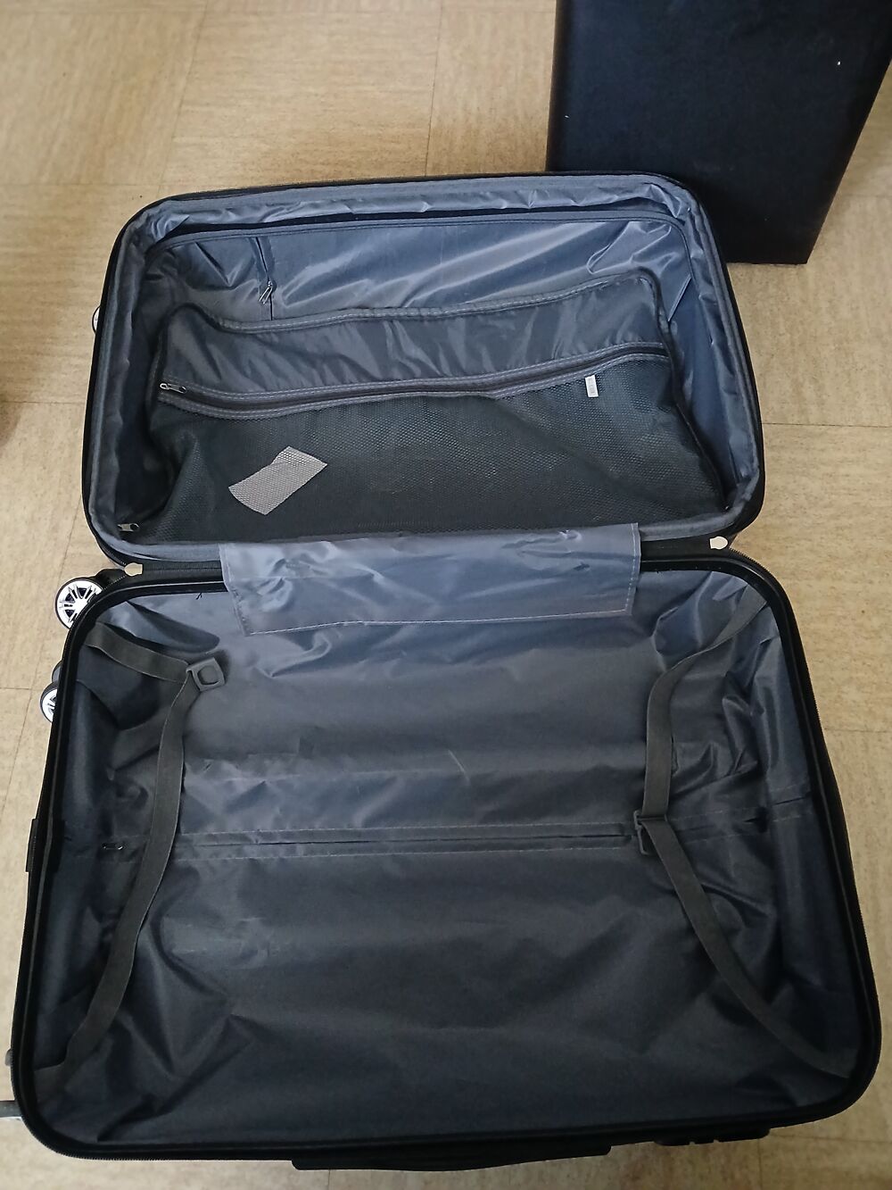 Valises de qualit&eacute; 3 formats au choix ( grand, moyen, petit) Maroquinerie