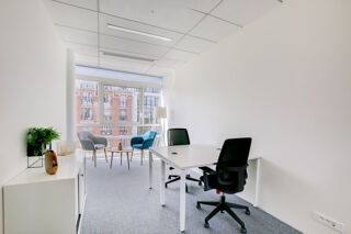   Un bureau au design remarquable pour 3 personnes à Boulogne-Billancourt, Spaces Reine Boulogne-billancourt